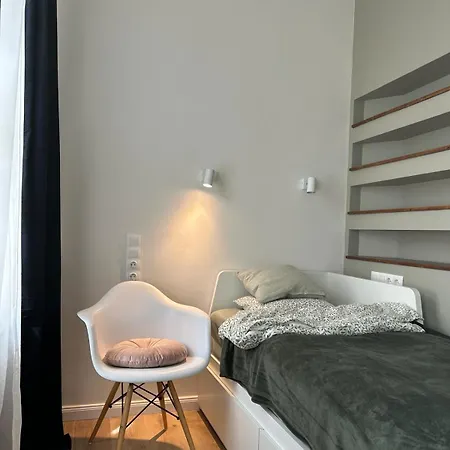 King 28 In The City Center Apartament
